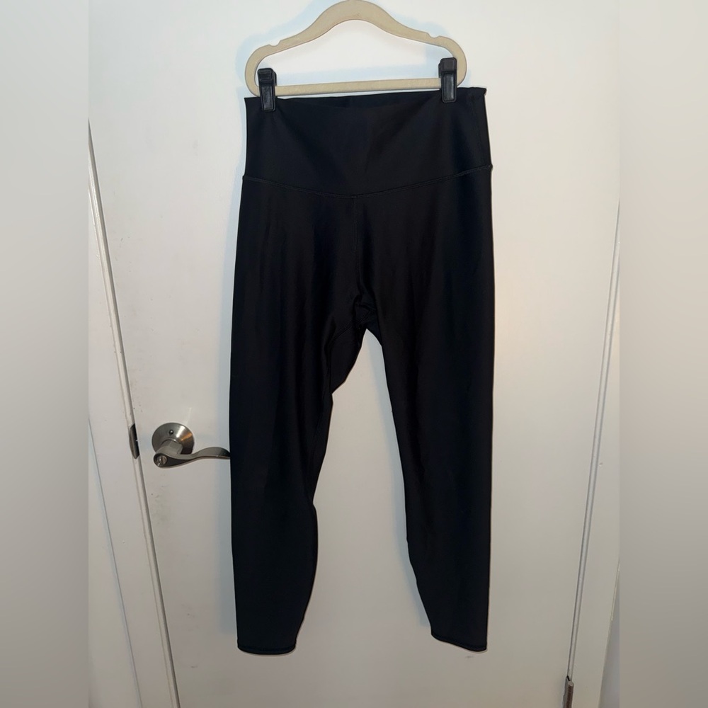 ALO Yoga Charcoal Leggings